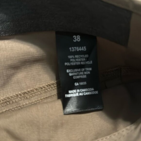 B.C Clothing Shorts 100% Polyester Size 38 - Picture 4 of 7